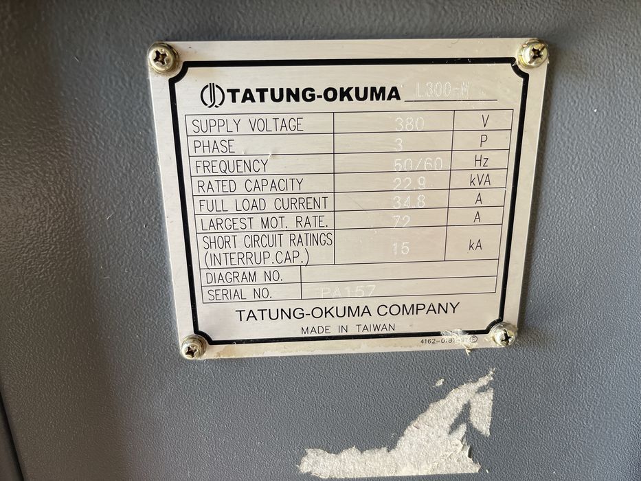Tokarka CNC Okuma Genos  300M- Centrum Obr