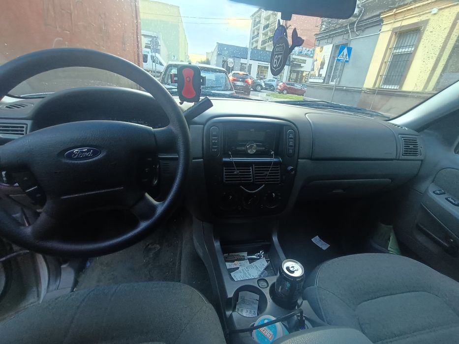 Ford Explorer 4.0 V6 SOHC 2005r.