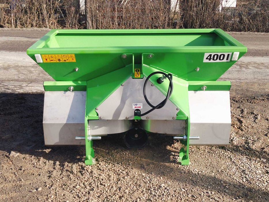 rozsiewacz nawozów DWUTALERZOWY Strumyk plandeka/kratka 400l -1600l