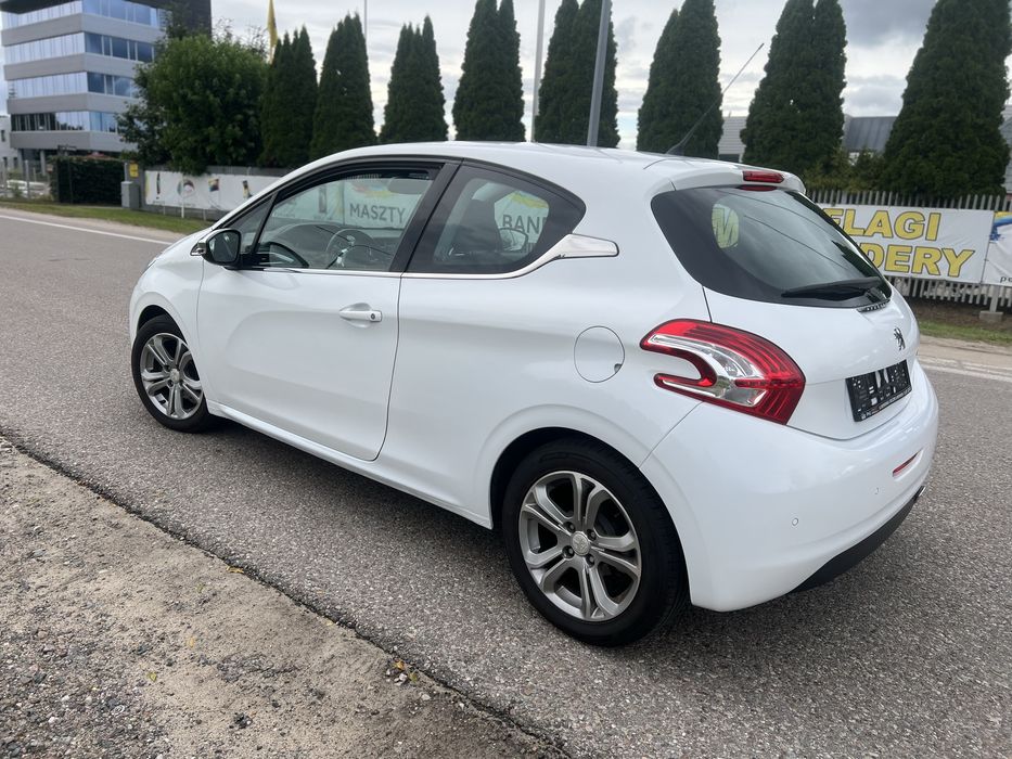 Peugeot 208 2013r 1.6 Benzyna! Tylko 91tyś.km!
