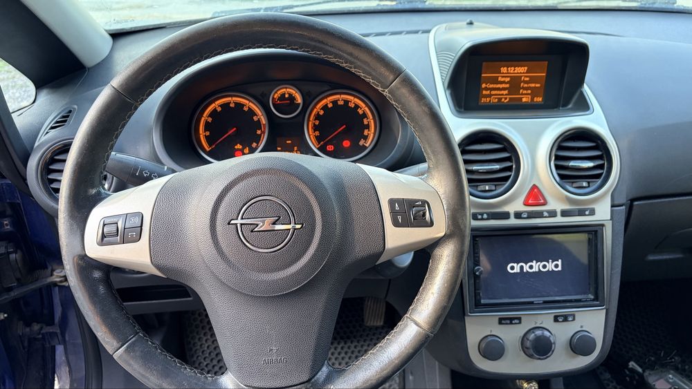 Опель корса 1.2 Автомат
