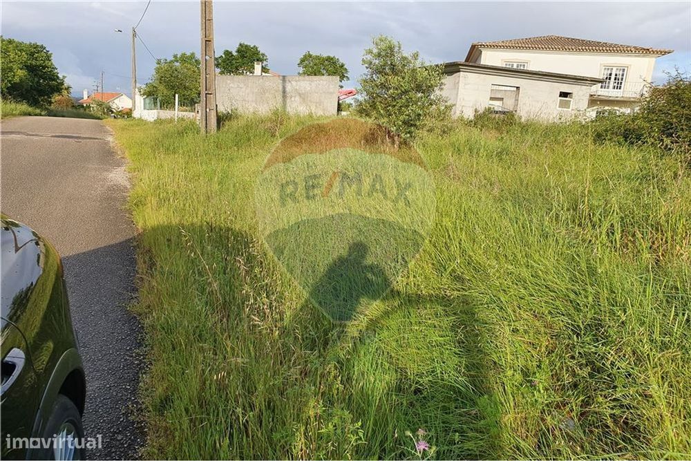 Terreno  para venda — Santiago E São Simão De Litém E Albergaria Dos Doze, Leiria