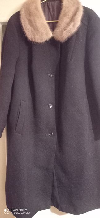 Зимове та демісезонне жіночі пальто