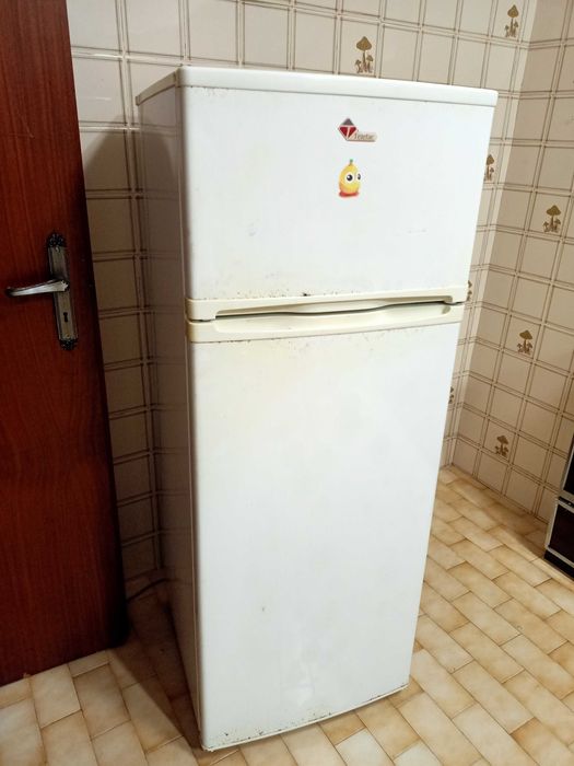 Frigorífico em bom estado