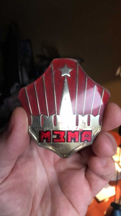 Продам эмблемы Москвич 401,402,407,403