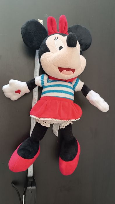 Peluches Boneca Minnie da Disney. Com som. 37 cm