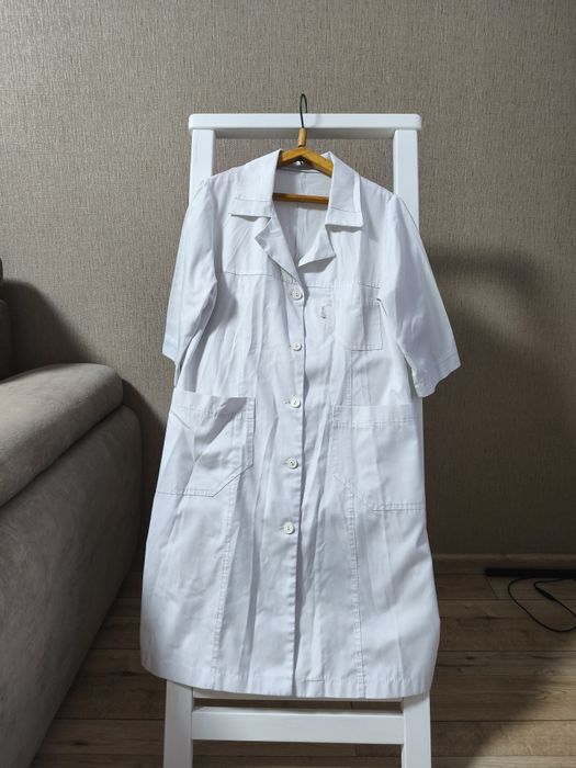 Продам медичні халати