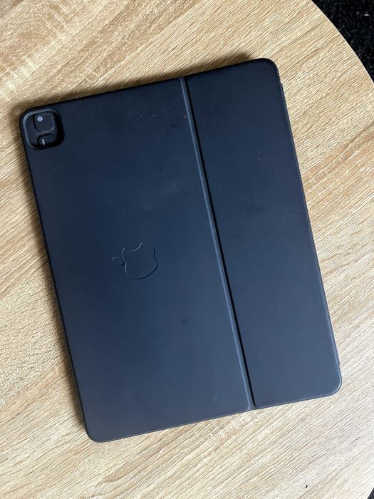 Apple Smart Keyboard Folio 12.9 (4ª a 5ª Geração) - Ipad não Incluído