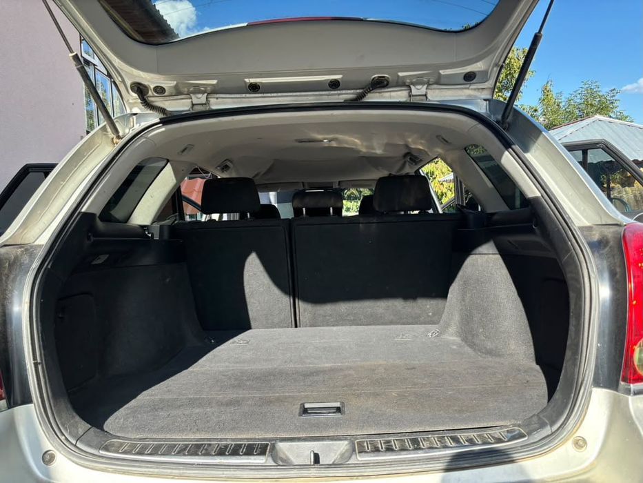 Toyota Avensis T25