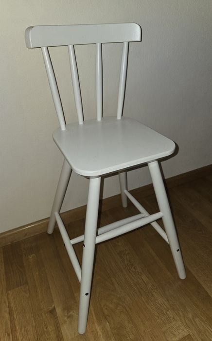 Agam krzeselko dziecięce Ikea