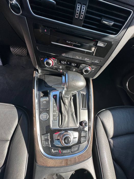 продам audi Q5 Hybrid