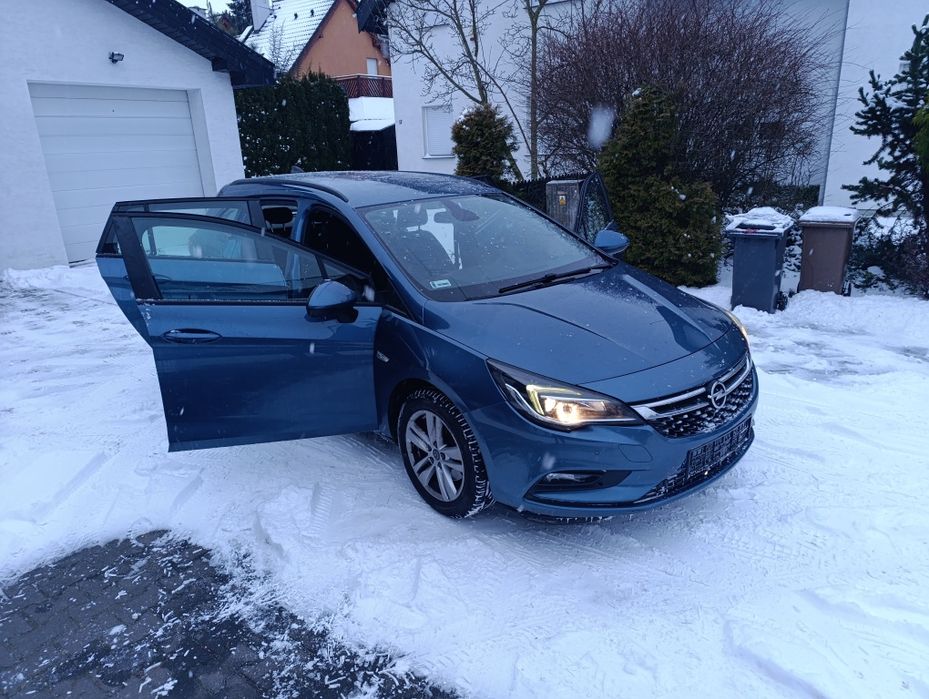 Opel Astra K Edition  Fabryczny lakier orginalny przebieg Wymieniony r