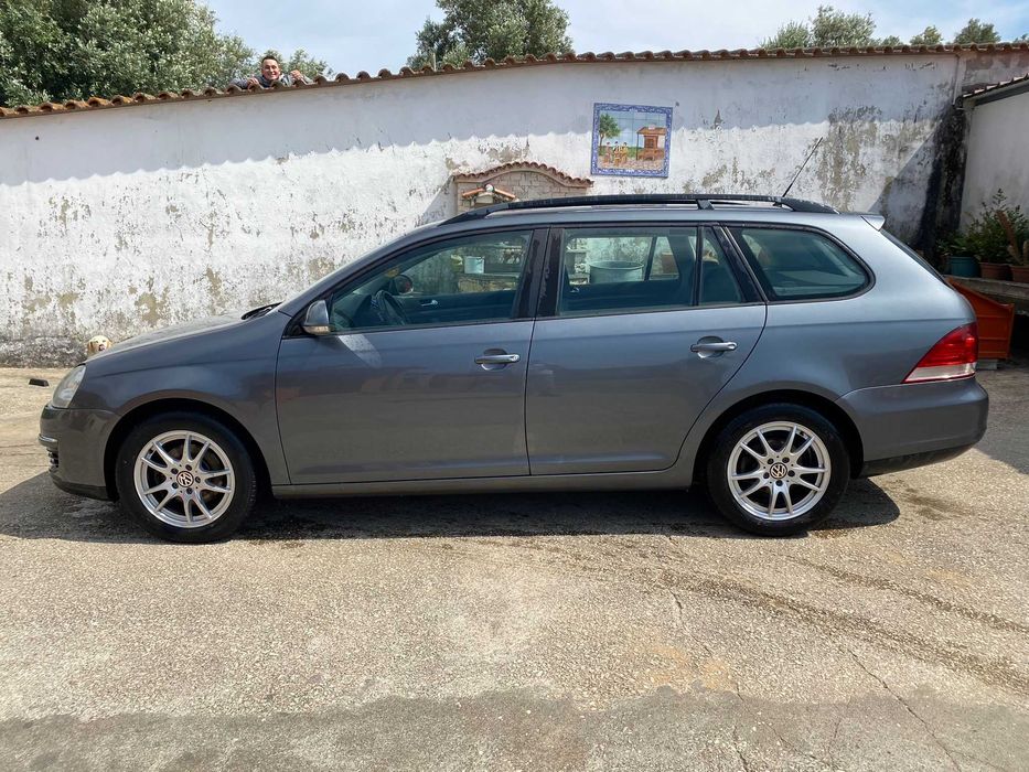 Volkswagen golf variant
