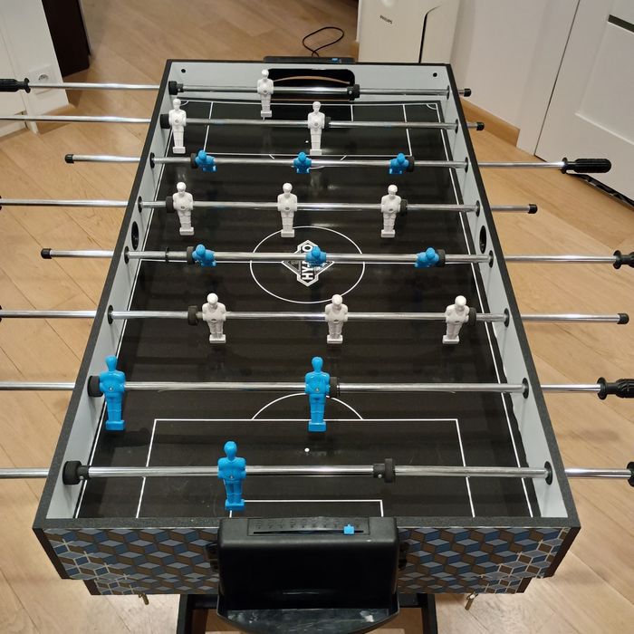 Piłkarzyki, cymbergaj, ping-pong i mini bilard w jednym