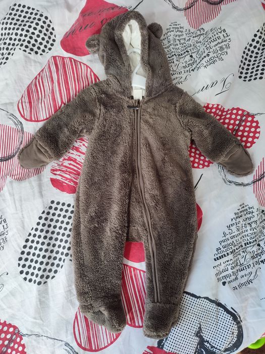 Kombinezon h&m chłopięcy rozmiar 62