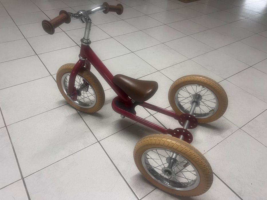 Bicicleta de Equilibrio 2-em-1 Vintage Vermelha Trybike (Como nova)