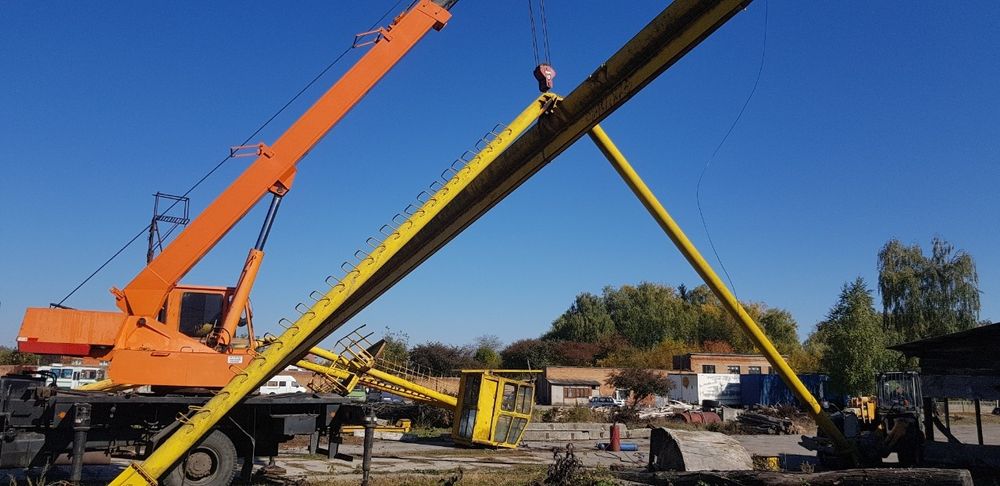 Демонтаж металоконструкцій вивіз металобрухту