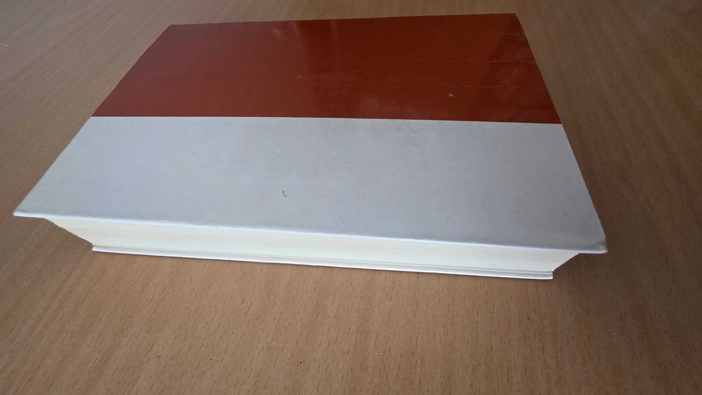 Livro "Introdução à Literatura Comparada" de Gerhard R. Kaiser