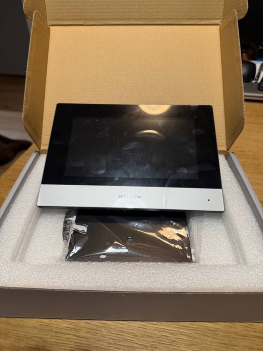 Монітор відеодомофону Hikvision DS-KH6320-WTE2