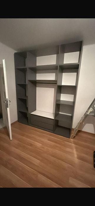 Sprzedam szafę stan b.dobry