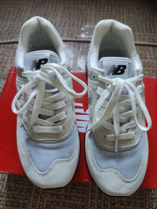 Продам кроссовки женские New balance 38р.