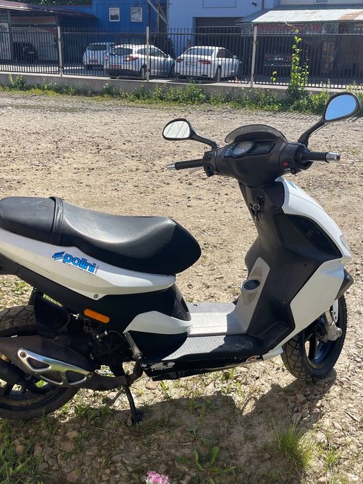 Продам скутер Piaggio NRG POWER