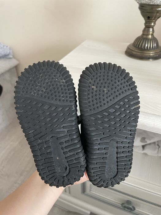 Дитячі черевики весна