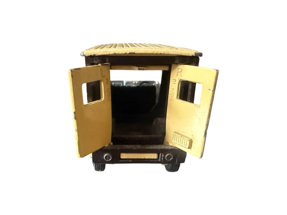 Вінтажна модель Matchbox Yesteryear — 1927 Talbot Van