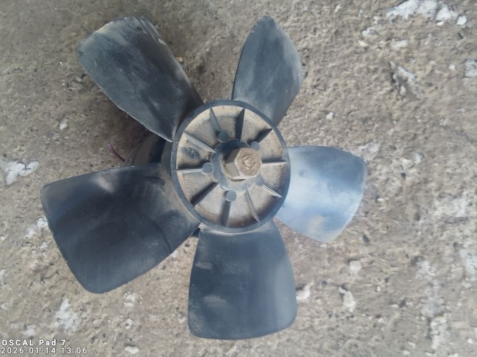 Моторчик пічки москвіч