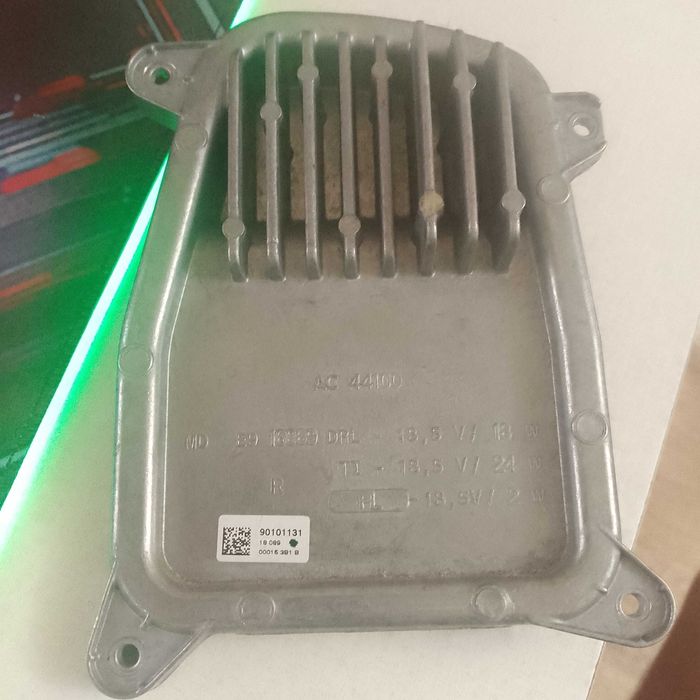 Блок управления светодиодным (LED) подсветкой Mini BMW 90101131