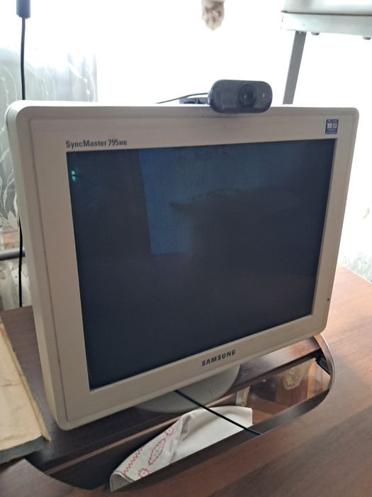 Монітор Samsung.