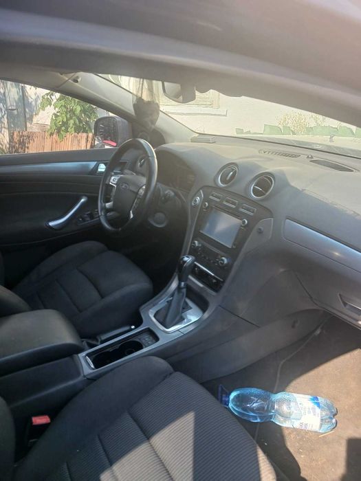 продаеться обмен Ford Mondeo 4 2012