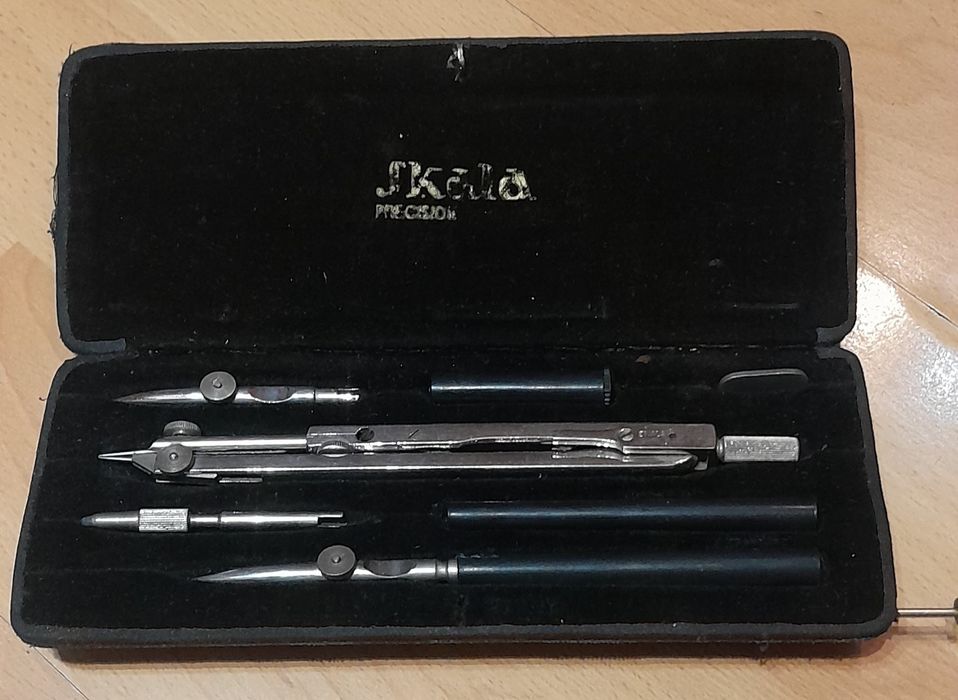 Skala precision PII cyrkiel zestaw kreslarski PRL