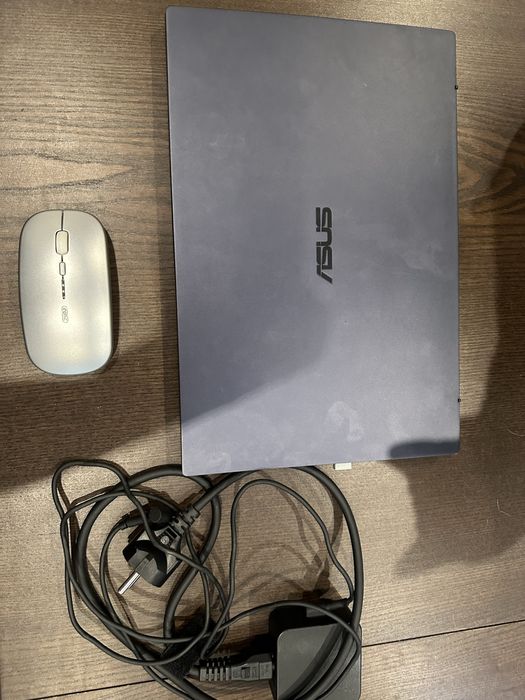 Asus ExpertBook i7