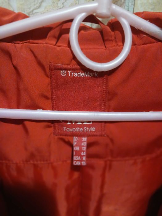 Зимова курточка жіноча S/44 розмір