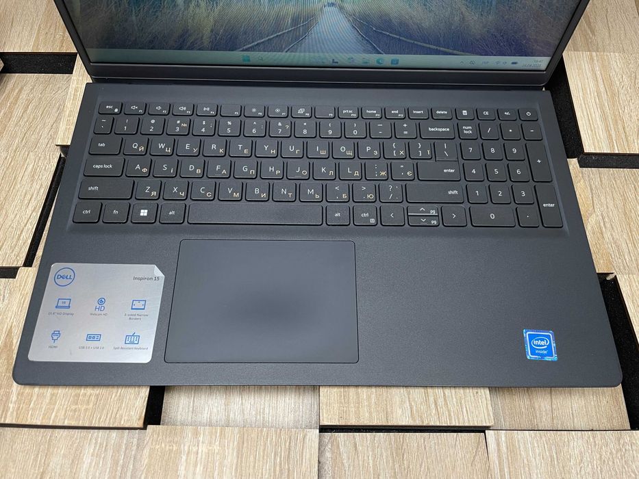 №5560 Ноутбук Dell Inspiron 15 3521 HD/Celeron N4020/RAM8/SSD256Gb