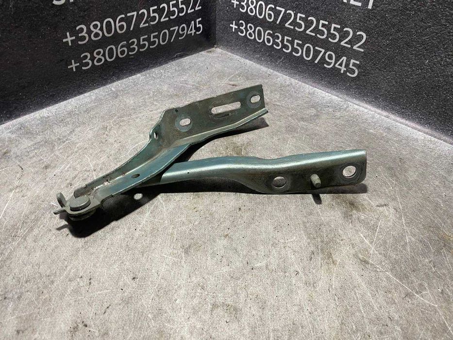 Петля завіса капота ліва Peugeot 307 2001-2008  9636473580
