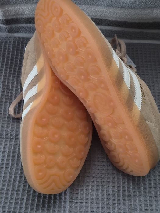 Adidas  gazelle  roz 38 2/3