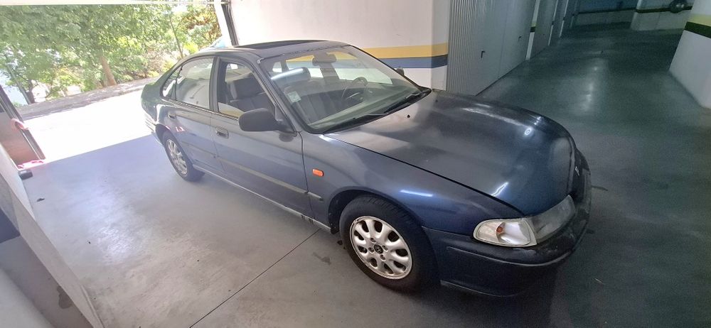 Honda  Accord  2.0 Lsi