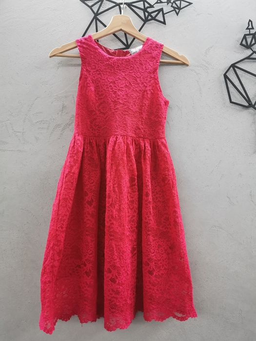 Czerwona sukienka koronkowa 134