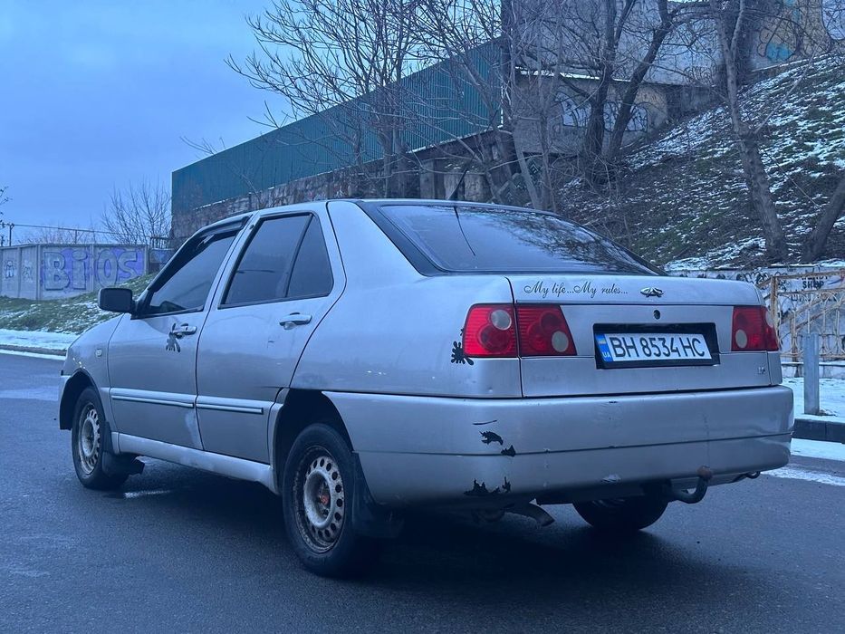 Cherry Amulet 2007год 1.6