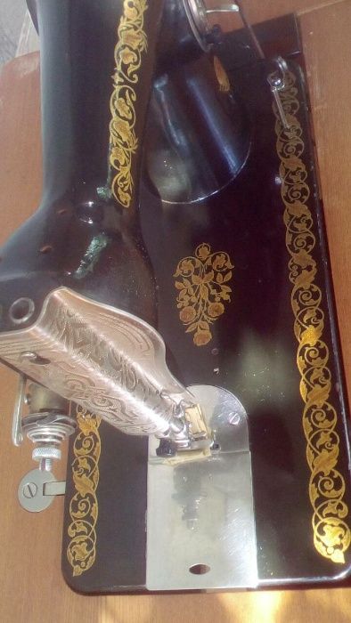 Швейная машинка ПМЗ им. Калинина стол тумба ссср отличное состояние