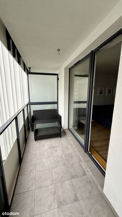 Nowoczesne 3 pokoje z halą garażową – Gdynia Cisowa