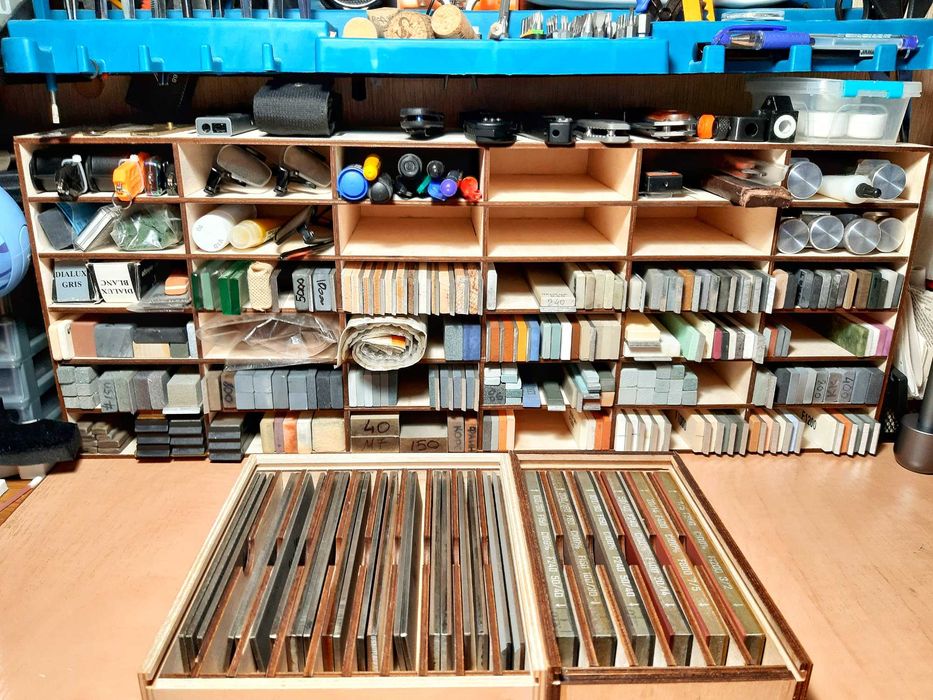 Ручная заточка ножей – кухонных, складных, охотничьих.