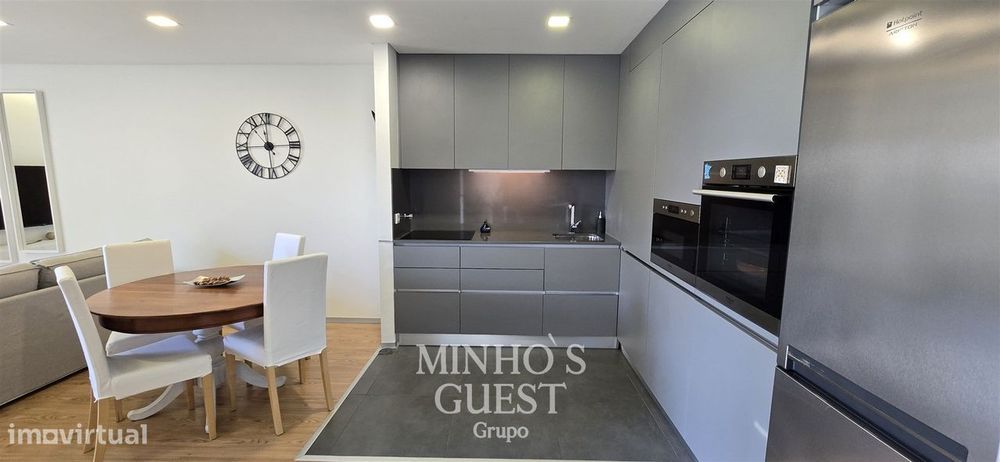 Apartamento T2(95m2) pronto habitar c/ AC e lugar de garagem - Centro