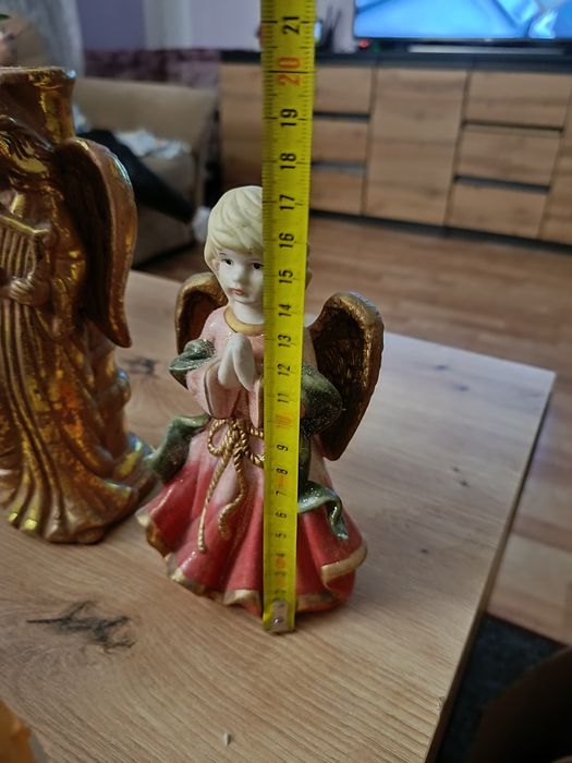 figurki Aniołki w zestawie rozlwneiz świecznik Aniołek