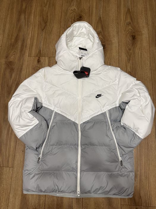Зимняя куртка Nike