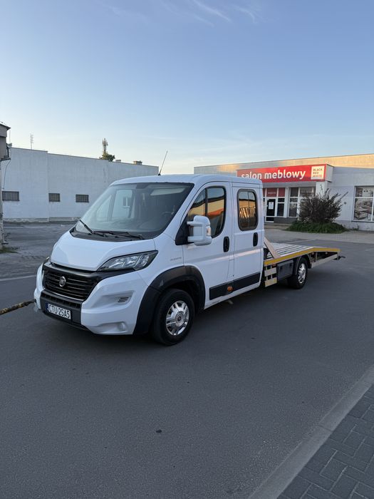 Fiat ducato Autolaweta 7 osób dubel kabina laweta najazd pomoc drogowa sypialka