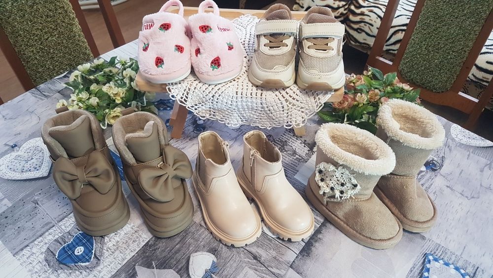 Взуття дівчинка,зима, демі,кросівки..