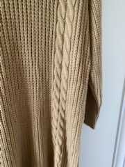 sweter golf w kolorze karmelowym